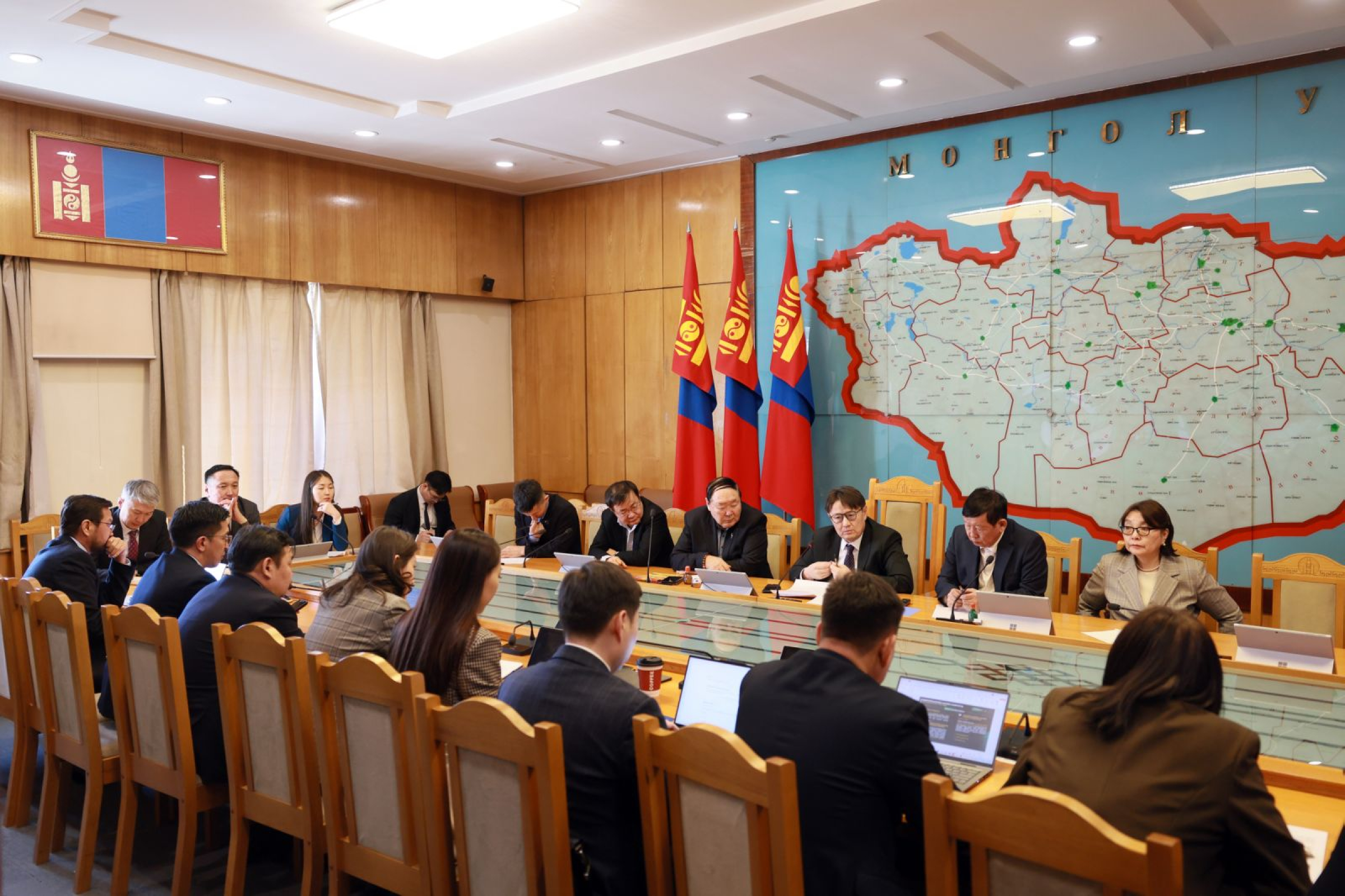 Зөвлөлдөх санал асуулгын нэг дэх шатанд 1570 иргэн оролцоно