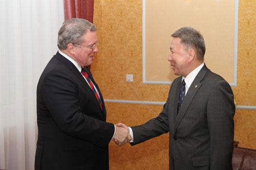 САЙД Л.БОЛД ИРЛАНДЫН ЭЛЧИН САЙДЫГ ХҮЛЭЭН АВЧ УУЛЗАВ