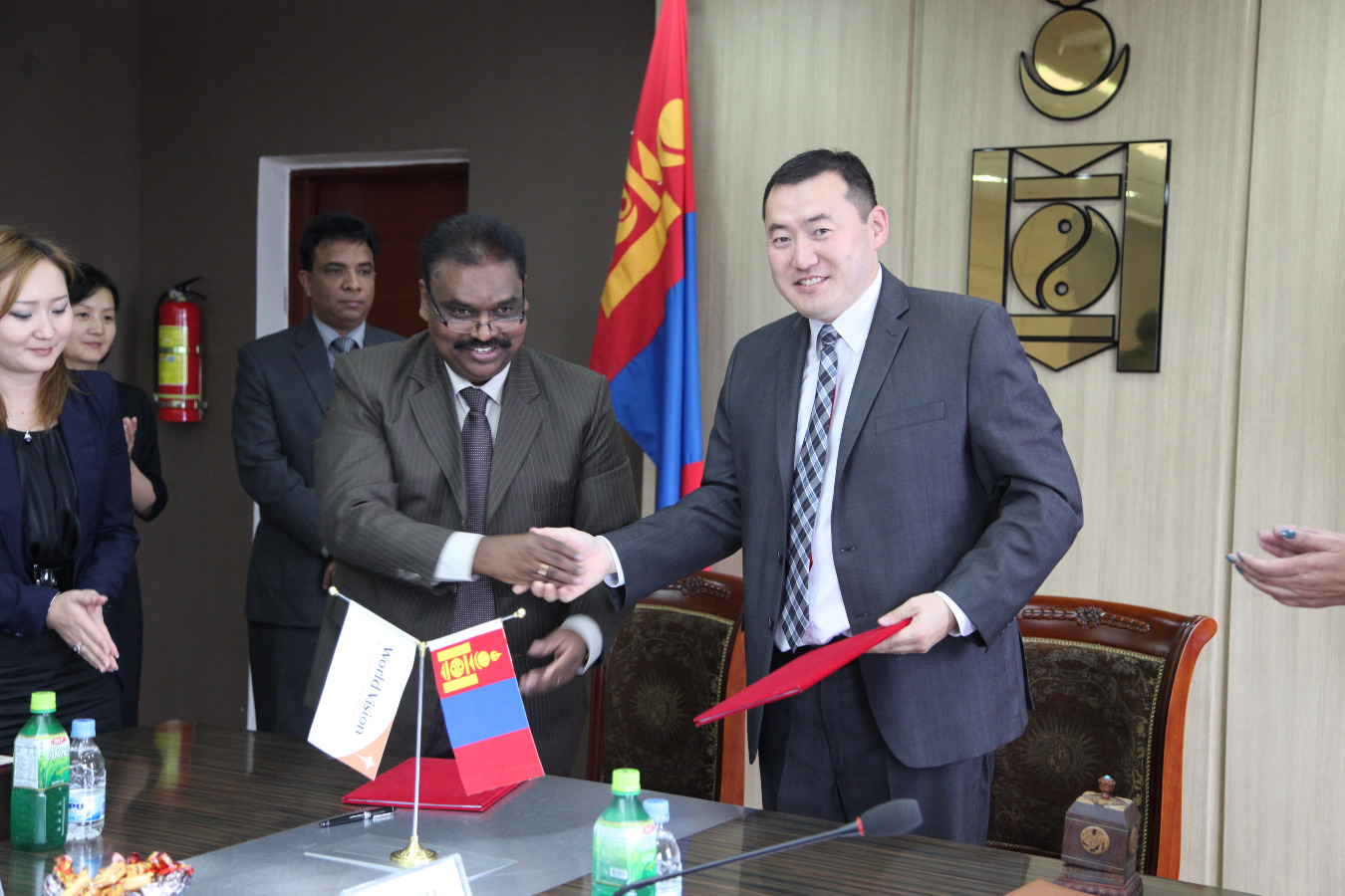 Хамтран ажиллах санамж бичгийг үзэглэв