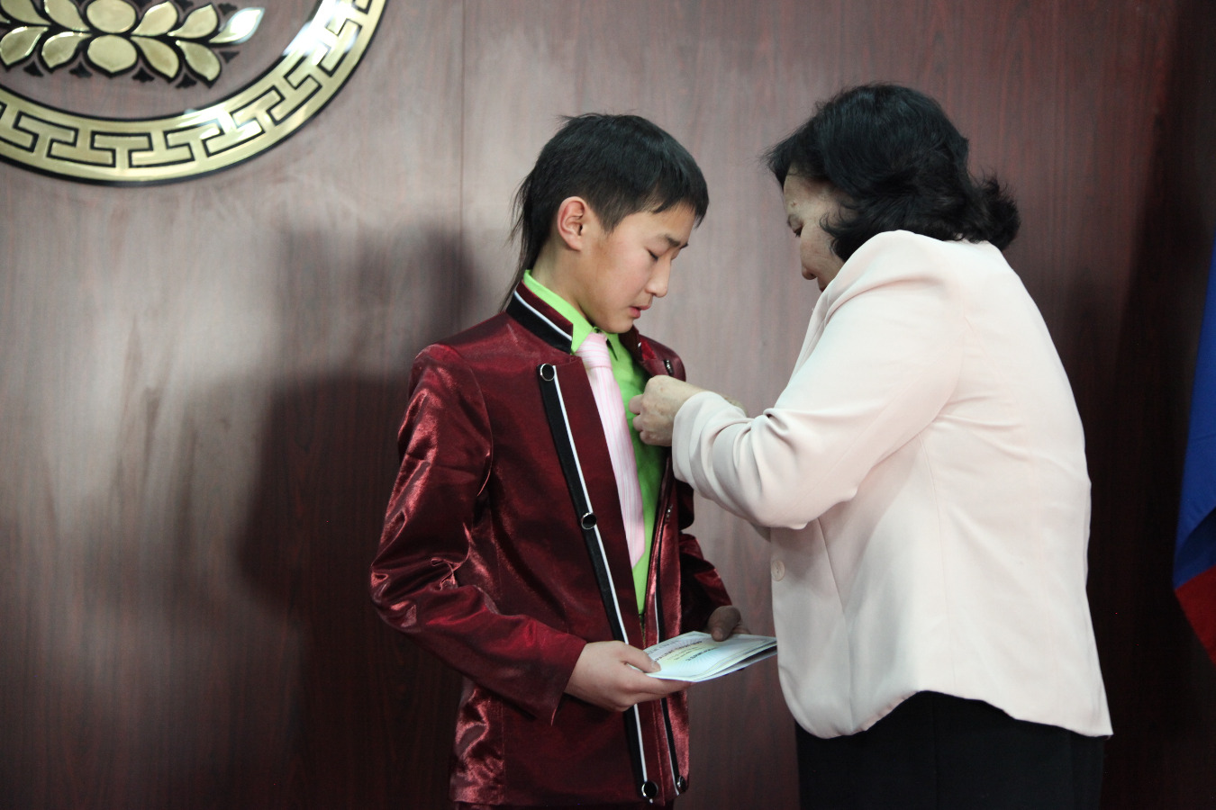 Баянзүрх дүүргийн шилдэг оюутан, сурагчид тодорлоо