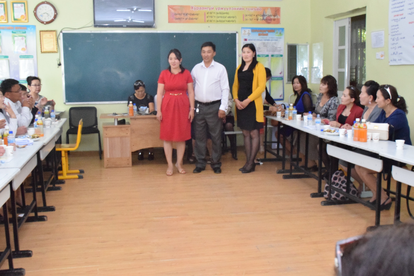 Бага ангийн багш нарын сургалт болж амжилттай өндөрлөлөө