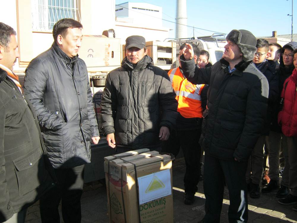 25 өрхөд утаагүй зуух бэлэглэлээ