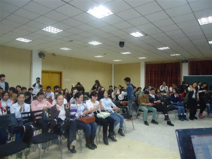 “ТӨГСӨГЧДИЙН ХӨДӨЛМӨРИЙН ЯАРМАГ-2014” ӨДӨРЛӨГ БОЛЛОО