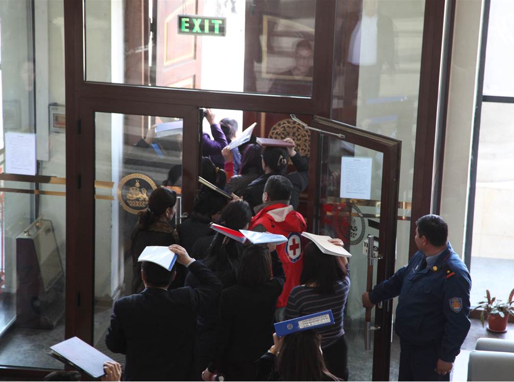 Баянзүрхчүүд газар хөдлөлтийн “гамшгаас” урьдчилан сэргийлэв