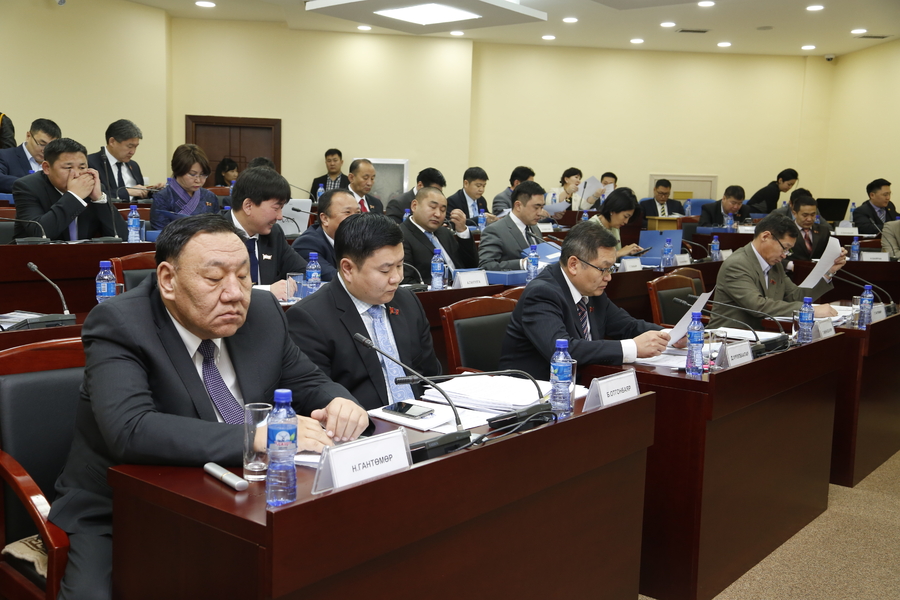 Нийслэлийн 2015 оны төсөвт нэмэлт өөрчлөлт оруулах тухай асуудлыг хэлэлцэнэ