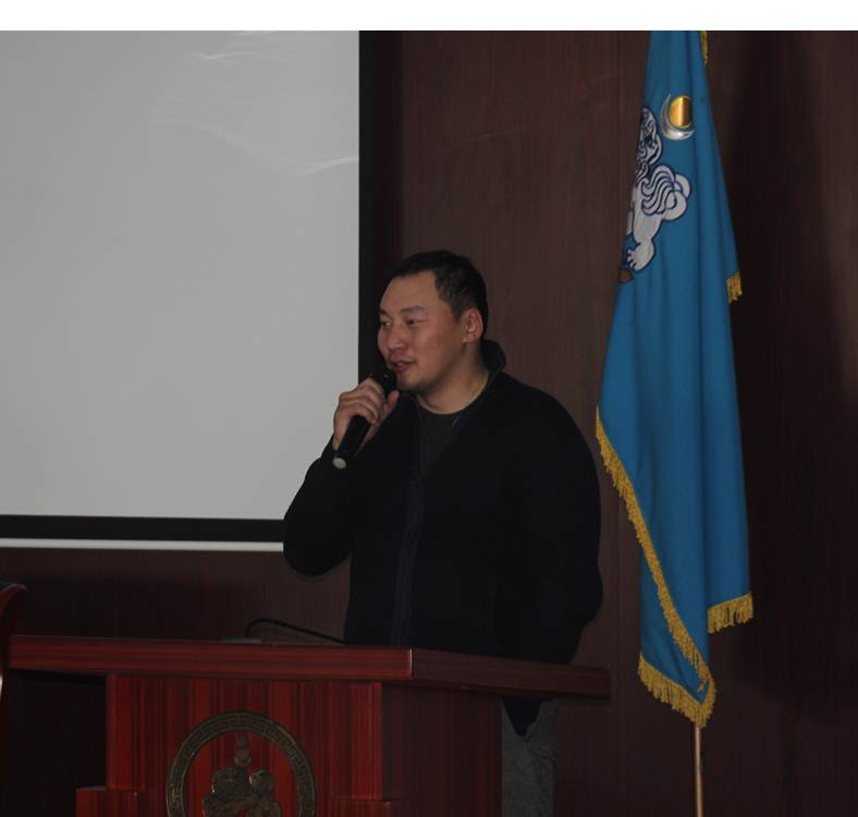 Жүжигчин Амараа Холливуудын нууцаасаа задаллаа