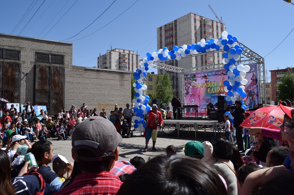 ХУД-ийн 1-р хороо “ЭХ ҮРСИЙН БАЯР”-аа тэмдэглэлээ