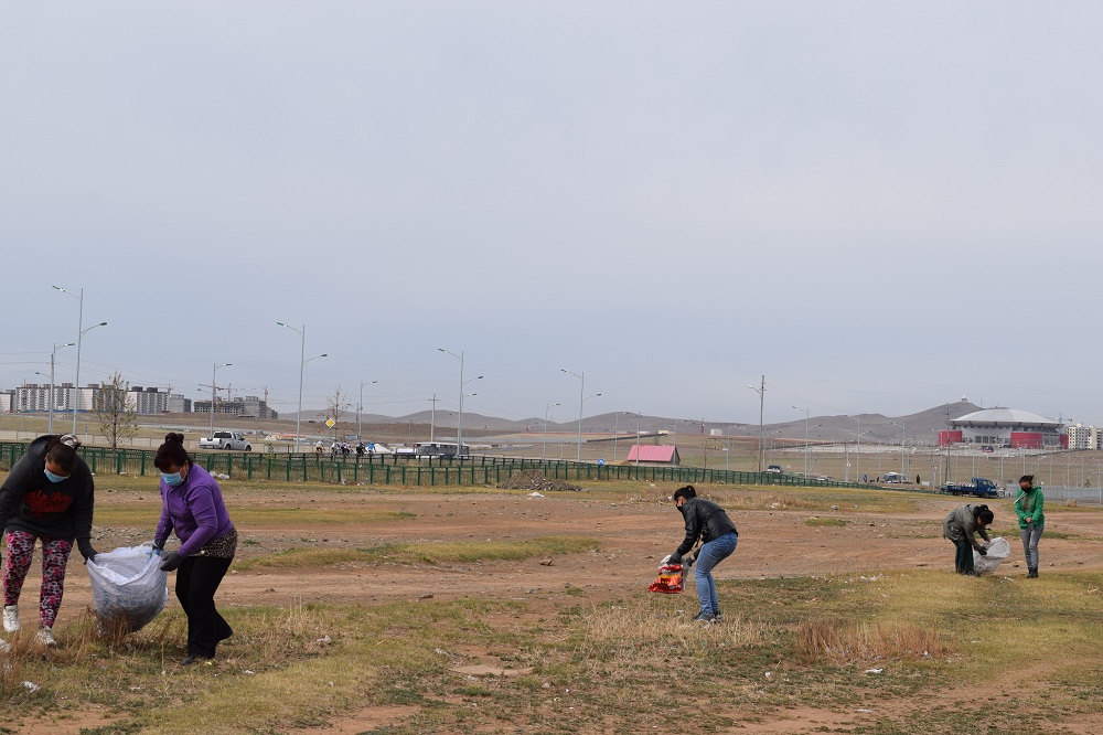 Хан-Уул дүүргийн Нийгмийн халамж үйлчилгээний хэлтсээс санаачлан сайн дурын нийгмийн үйлчилгээг өрнүүллээ