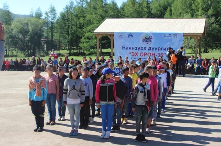 Зорилтот бүлгийн 150 хүүхдийг зусланд амраалаа