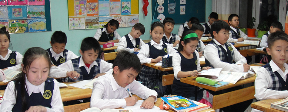 Энэ онд нийслэлд 5690 хүүхдийн 14 сургууль, 5820 хүүхдийн 47 цэцэрлэг, 2460 хүүхдийн 13 бага сургууль, цэцэрлэгийн цогцолбор ашиглалтад орно