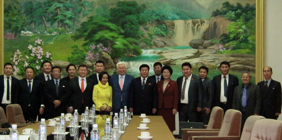 Нийслэлийн Засаг дарга БНАСАУ-ын Пхенъян хотод ажлын айлчлал хийлээ