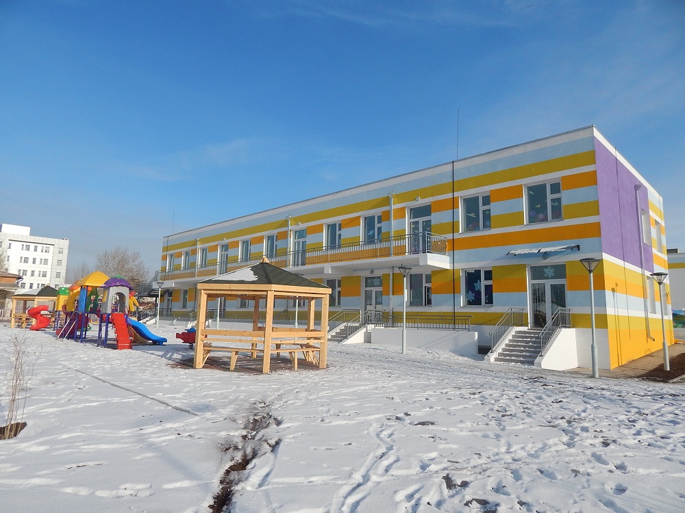 ХАН-УУЛ ДҮҮРЭГТ ШИНЭЭР БАГА СУРГУУЛИЙН ЦЭЦЭРЛЭГИЙН ЦОГЦОЛБОР АШИГЛАЛТАНД ОРЛОО