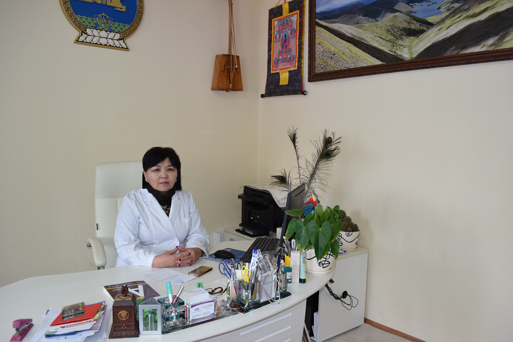 2015 онд Хан-Уул дүүргийн бүх өрхийн эмнэлэг шээсний анализатортай болсон