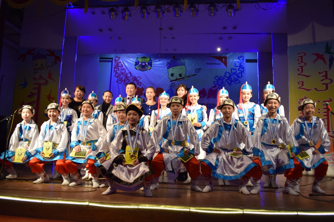 ХАН-УУЛ ДҮҮРГИЙН “ХАРААЦАЙ” ХҮҮХДИЙН УРЛАГИЙН Х ИХ НААДАМ "ДУНД НАСНЫ АНГИЛАЛ"-ААР ҮРГЭЛЖИЛЖ БАЙНА