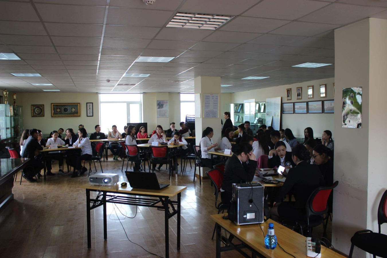 Тэмцээнд СЭЗДС –ийн оюутнууд тэргүүлжээ.