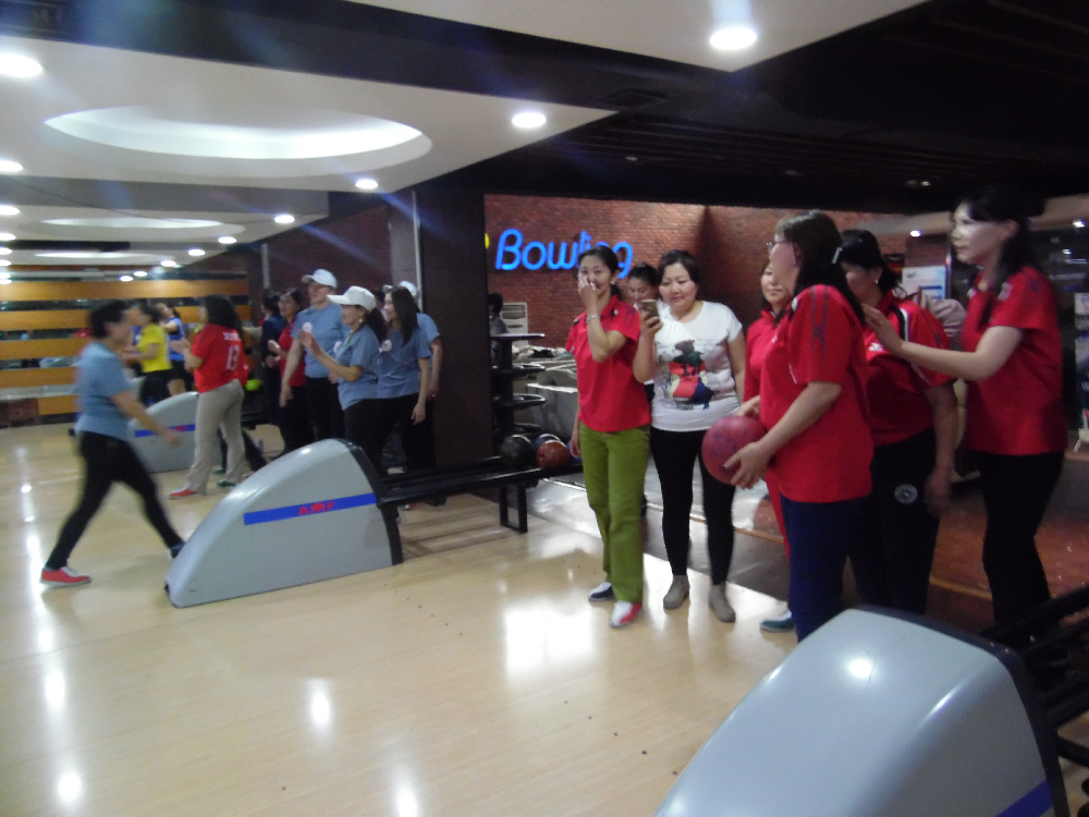 Хан-Уул дүүргийн Нэгдсэн эмнэлэг “Боулинг”-ийн тэмцээн зохион байгууллаа