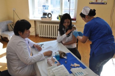 Дүүргийн залуучуудын 95 хувь нь вакцинаа хийлгэжээ