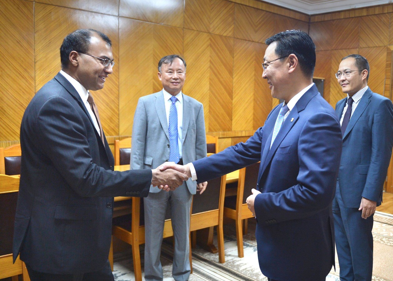 Зоригтой алхмаа зөв шийдлээр үргэлжлүүлэхийг ОУВС-гийнхан зөвлөлөө