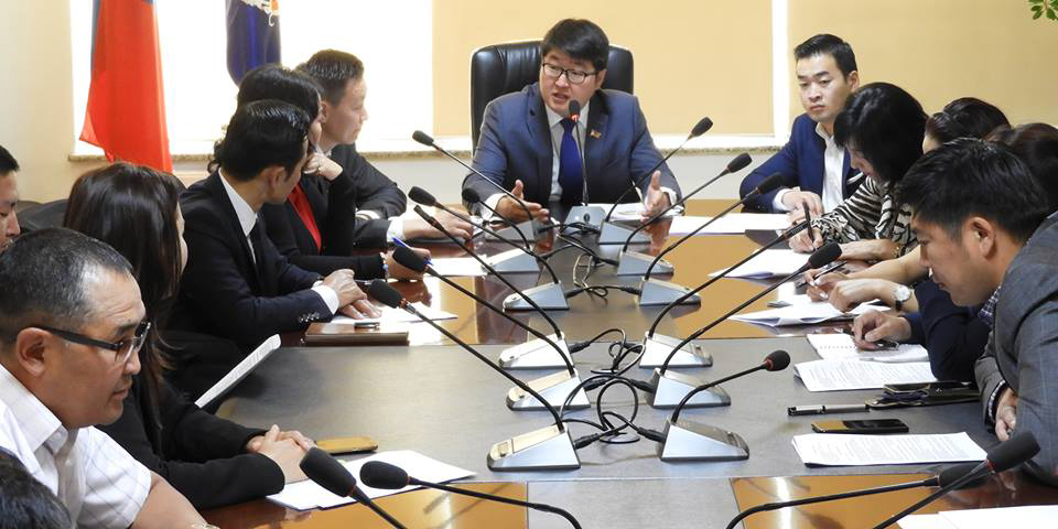 ЖДҮ-ийг дэмжих хөтөлбөрийн төслийн хэлэлцүүлэгийг Нийслэлийн үйлдвэрлэл эрхлэгчдийн оролцуулан зохион байгууллаа