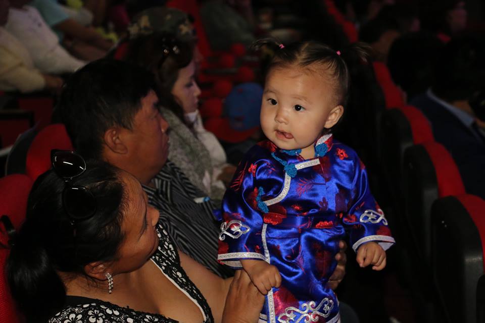 “Бид хариуцлагатай гэр бүл” өдөрлөгийг зохион байгууллаа