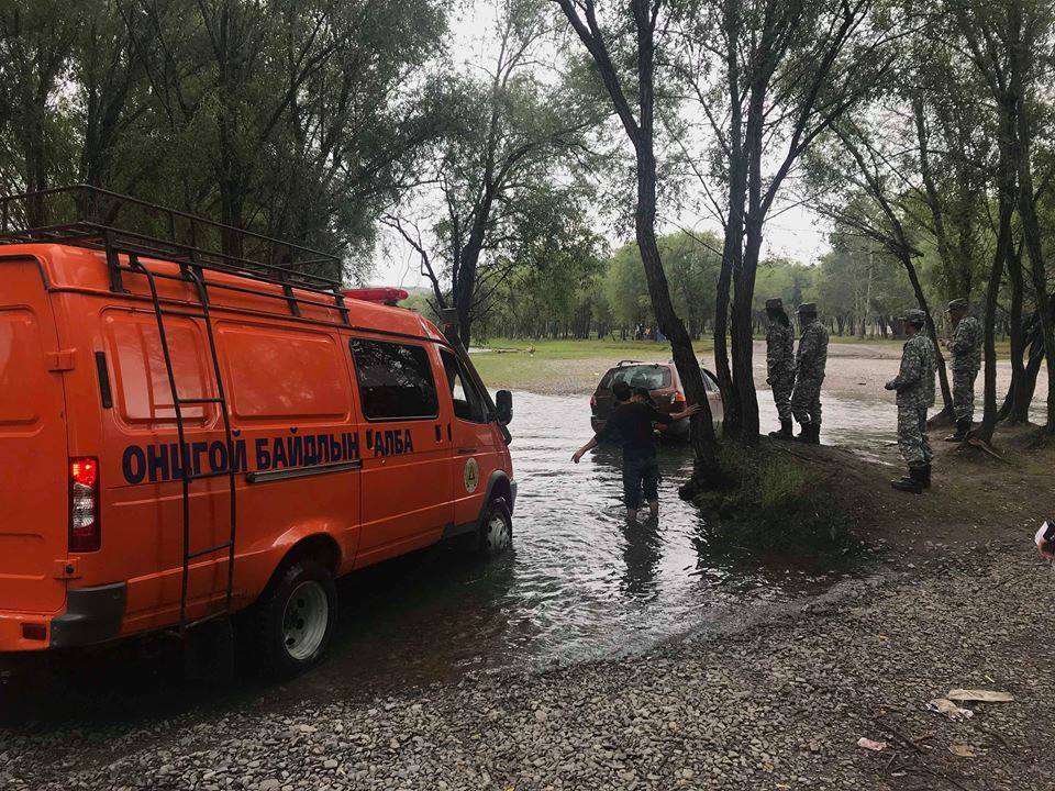 Өндөржүүлсэн бэлэн байдалд ажиллаж 6 настай хүүхэд аварлаа
