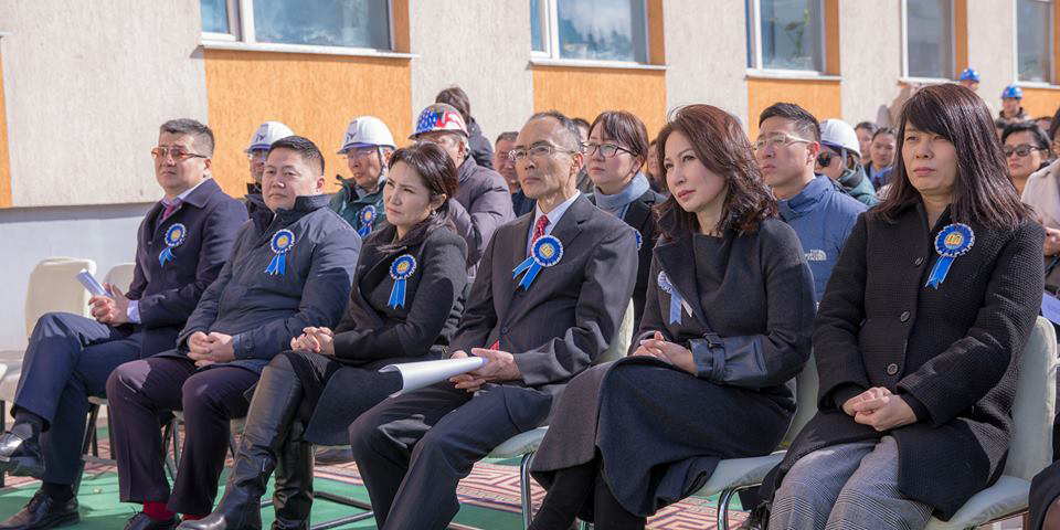 53 дугаар сургуулийн өргөтгөлийн барилгын шав тавилаа