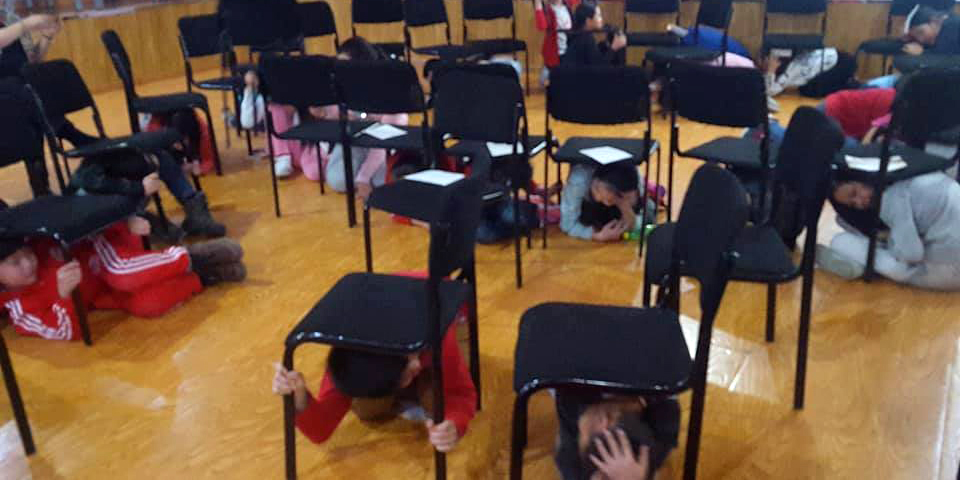 Зуслангийн амрагч хүүхдүүдэд ой, хээрийн түймэр болон гамшгаас урьдчилан сэргийлэх сургалт боллоо