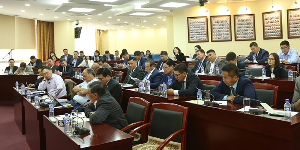 С.Амарсайхан: Үндсэн хуульд оруулах нэмэлт, өөрчлөлтийн төсөл саналаа нэгтгэн оруулах шаардлагатай