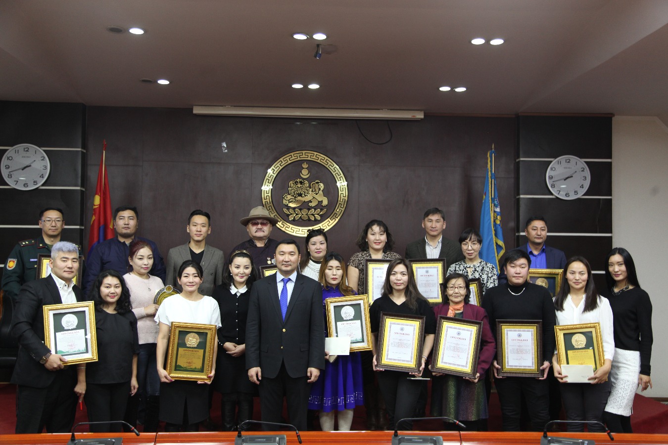 Баянзүрх дүүргийн үйлчилгээний салбарын шилдгүүд тодров