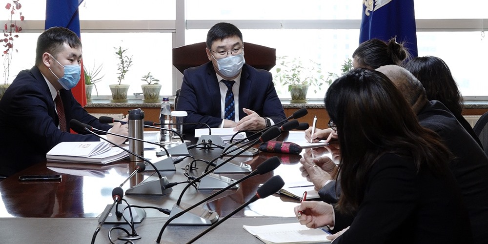 Дүүргүүдийг дунд хугацааны хөгжлийн бодлогын баримт бичигтэй болгоно